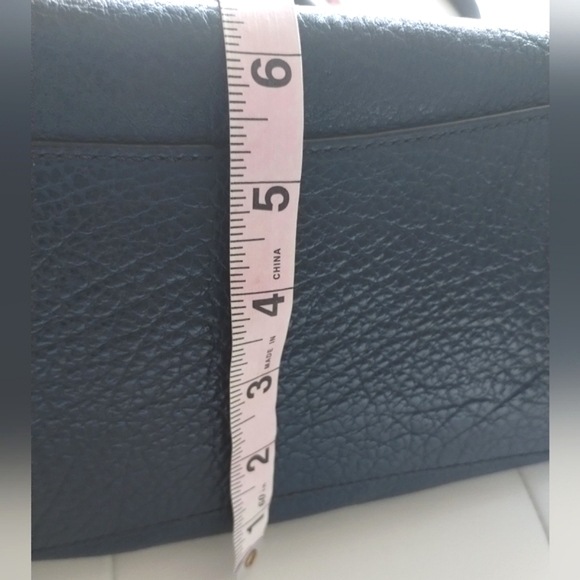 Michael Kors Pebbled Leather Two Tone Satchel Convertible Crossbody Bag - Picture 11 of 16